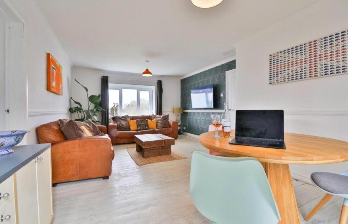 Royal Crescent View Apartment Бат Екстериор снимка