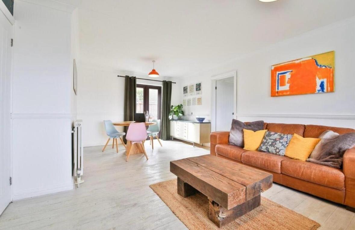 Royal Crescent View Apartment Бат Екстериор снимка