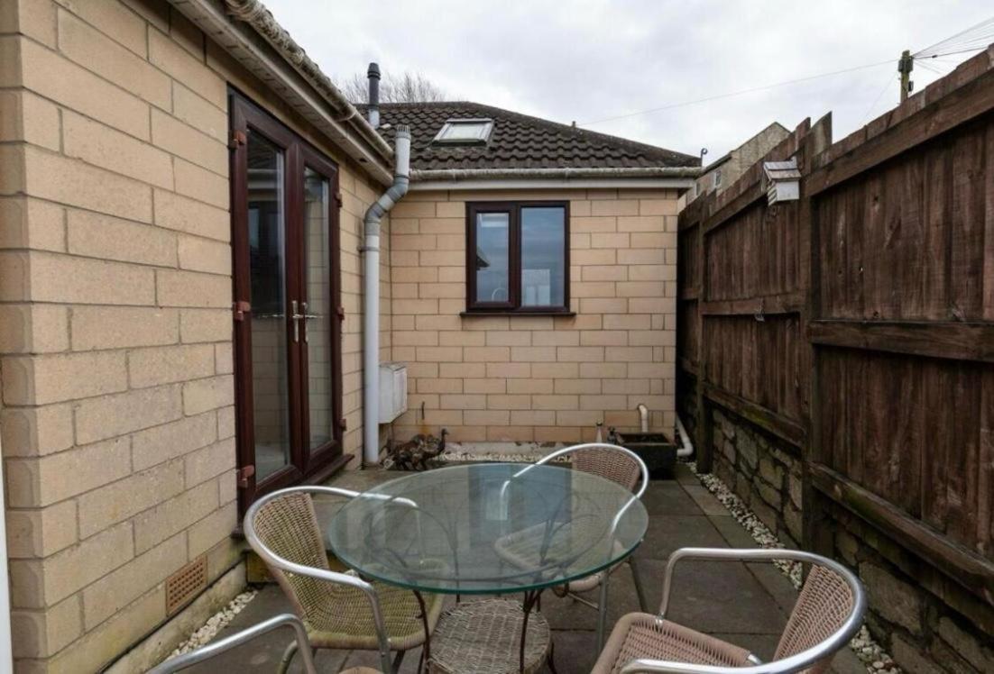 Royal Crescent View Apartment Бат Екстериор снимка