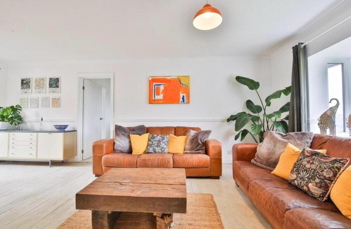 Royal Crescent View Apartment Бат Екстериор снимка