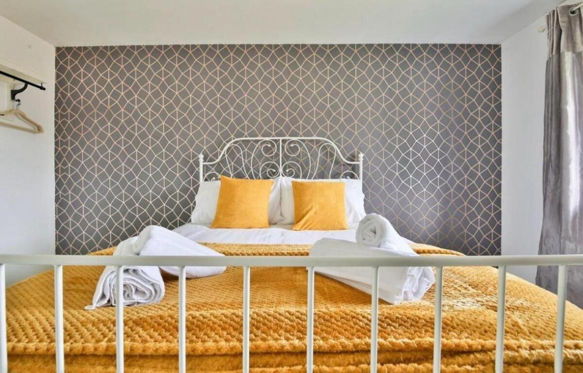 Royal Crescent View Apartment Бат Екстериор снимка